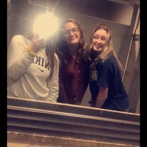 Meet your Posher, Mackenzie